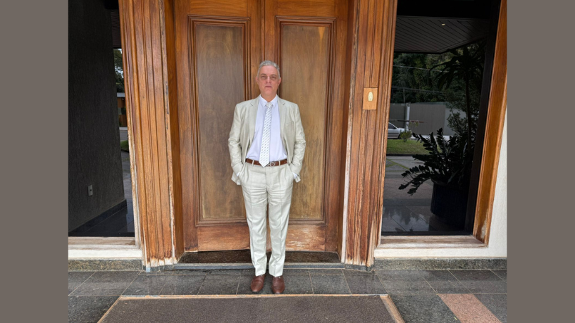 Leonardo Manzan analiza cómo la repotenciación de hidroeléctricas enfrenta desafíos de licenciamiento y riesgos fiscales.